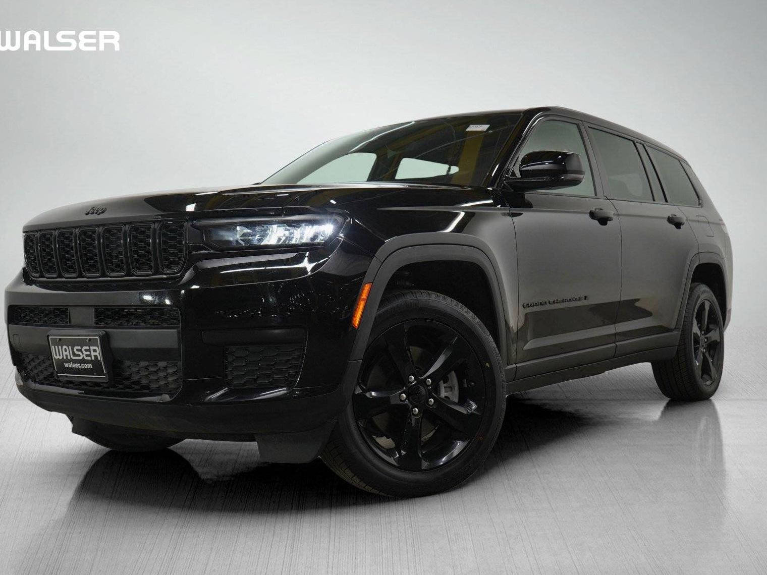 JEEP GRAND CHEROKEE 2023 1C4RJKAG6P8822583 image